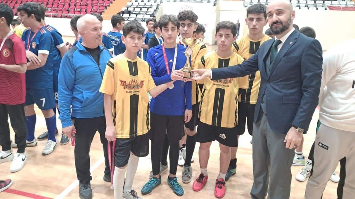 Yıldızlar Futsal Takımımız Osmaniye İl 2.si Oldu
